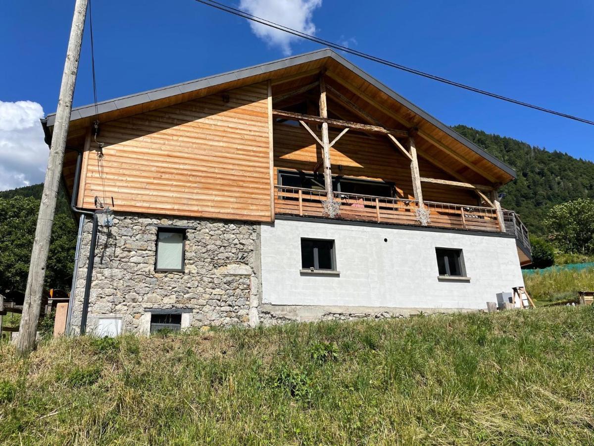 Neuf Chalet 4P Le Suet Jacuzzi Privatif Entremont Luaran gambar