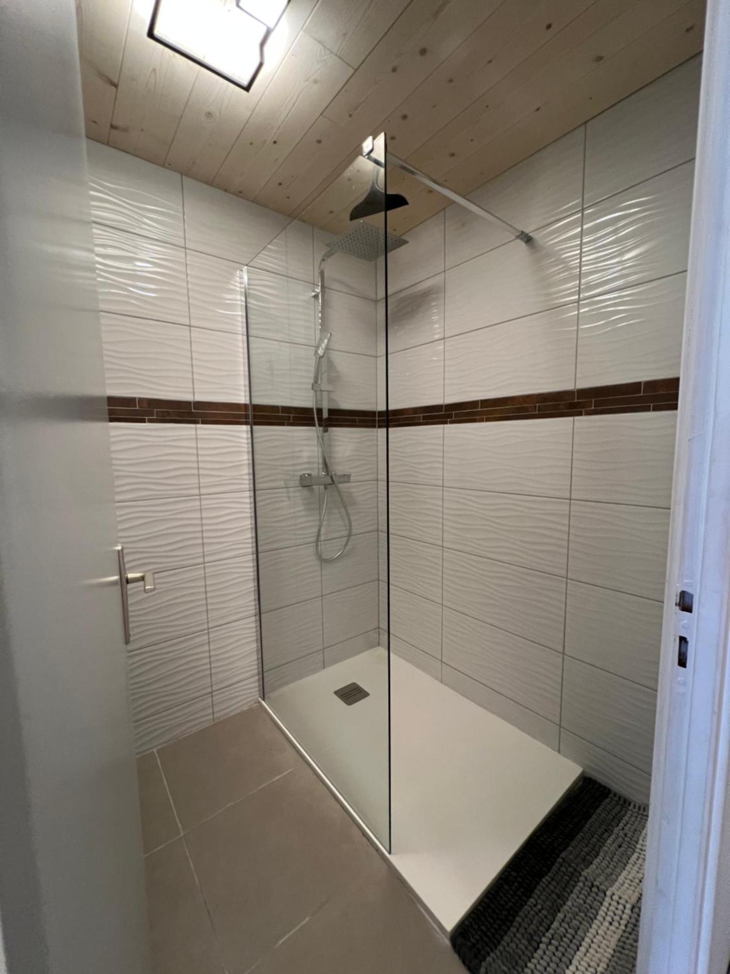 Neuf Chalet 4P Le Suet Jacuzzi Privatif Entremont Luaran gambar