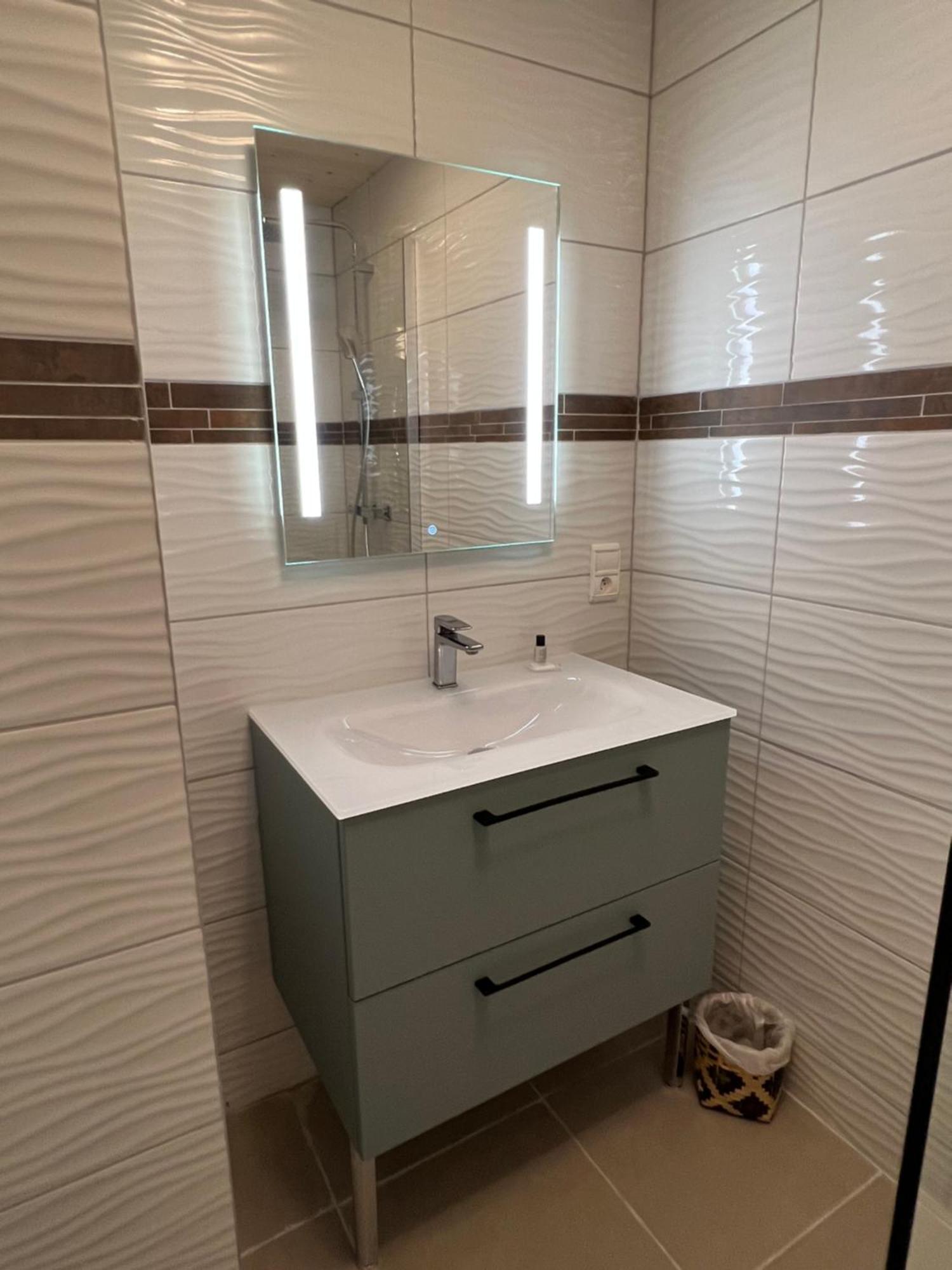 Neuf Chalet 4P Le Suet Jacuzzi Privatif Entremont Luaran gambar
